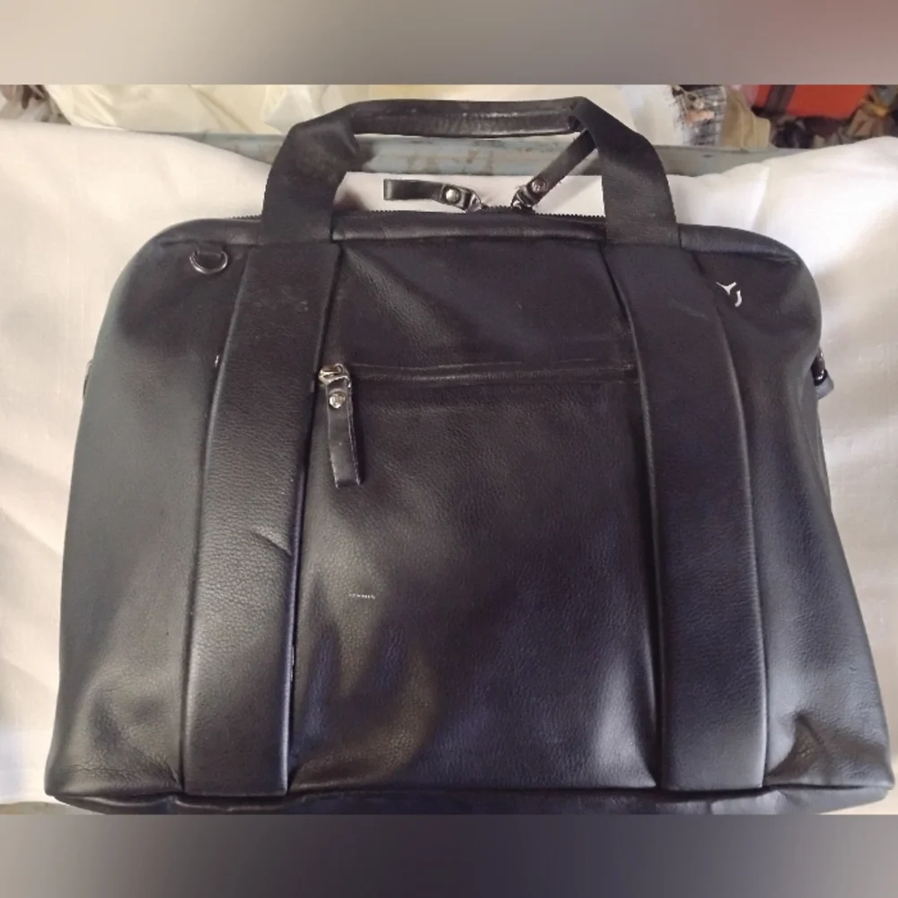 Vessel Signiture Boston Duffle Bag